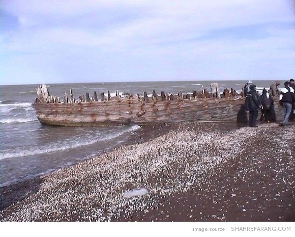 A Shipwreck in Miankaleh - کشتی غرق شده در میانکاله
