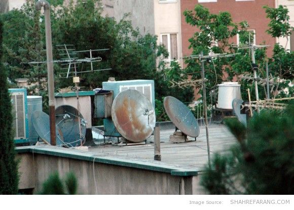 بر پشت بام های تهران