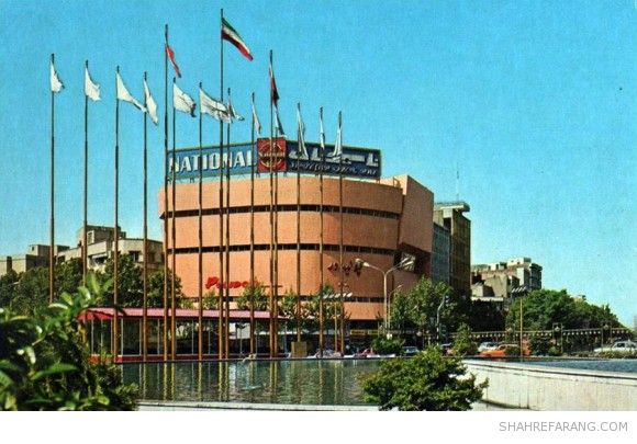 میدان ولیعهد (ولیعصر کنونی) از سمت شمال شرقی