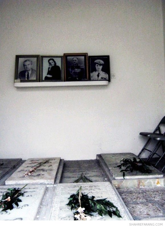 گورستان امامزاده عبدالله شهر ری گورستان امامزاده عبدالله شهر ری