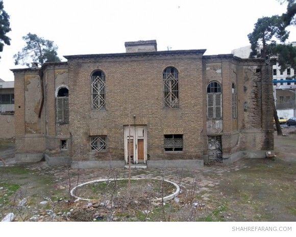 خانه ی ظهیرالاسلام در خیابان صفی علیشاه، ۲۱ آذرماه ۱۳۹۲