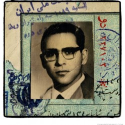 Iranian men, born in 1942 (68)